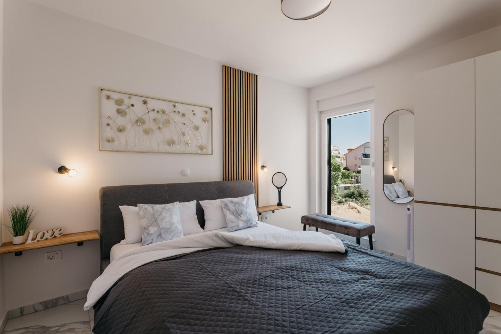 Lili Rose Mandre - Exclusive Family Apartments With Sea View, Just Steps From Beach Room photo